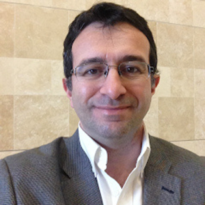 Dr. Eduardo Olivera